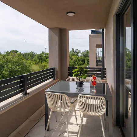 Lägenhet Aprtman Bela Tar *