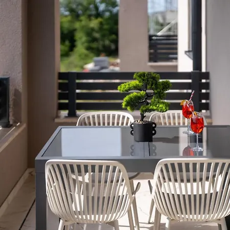 Apartment Aprtman Bela Tar *
