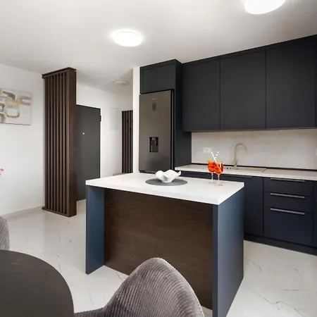 Aprtman Bela Tar * Tar-Vabriga