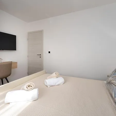 Apartment Aprtman Bela Tar *