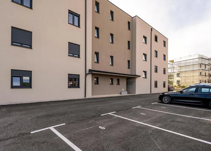 아파트 Aprtman Bela Tar