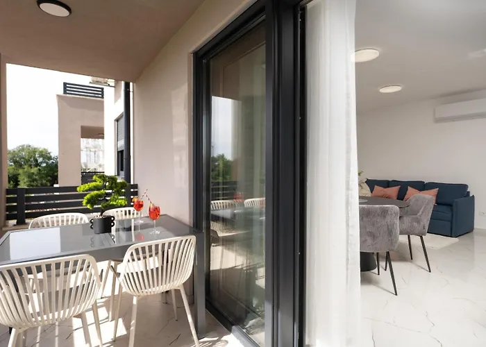 Aprtman Bela Tar * Tar-Vabriga