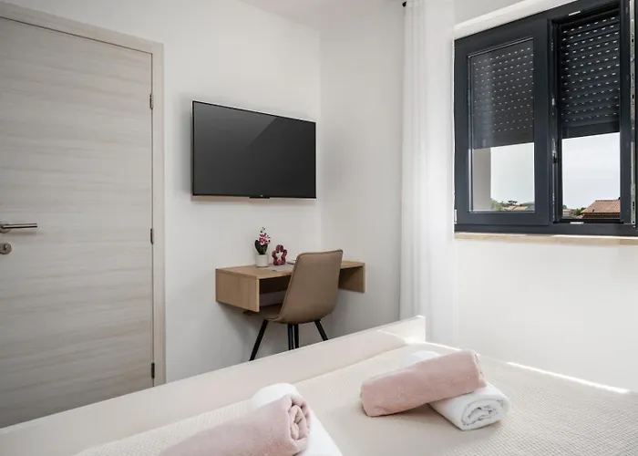 아파트 Aprtman Bela Tar